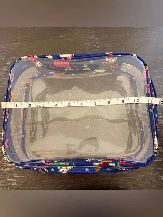 NWT Vera Bradley Quilted Catnip Christmas Print Cosmetic Bag Set of 4 - Picture 8 of 11